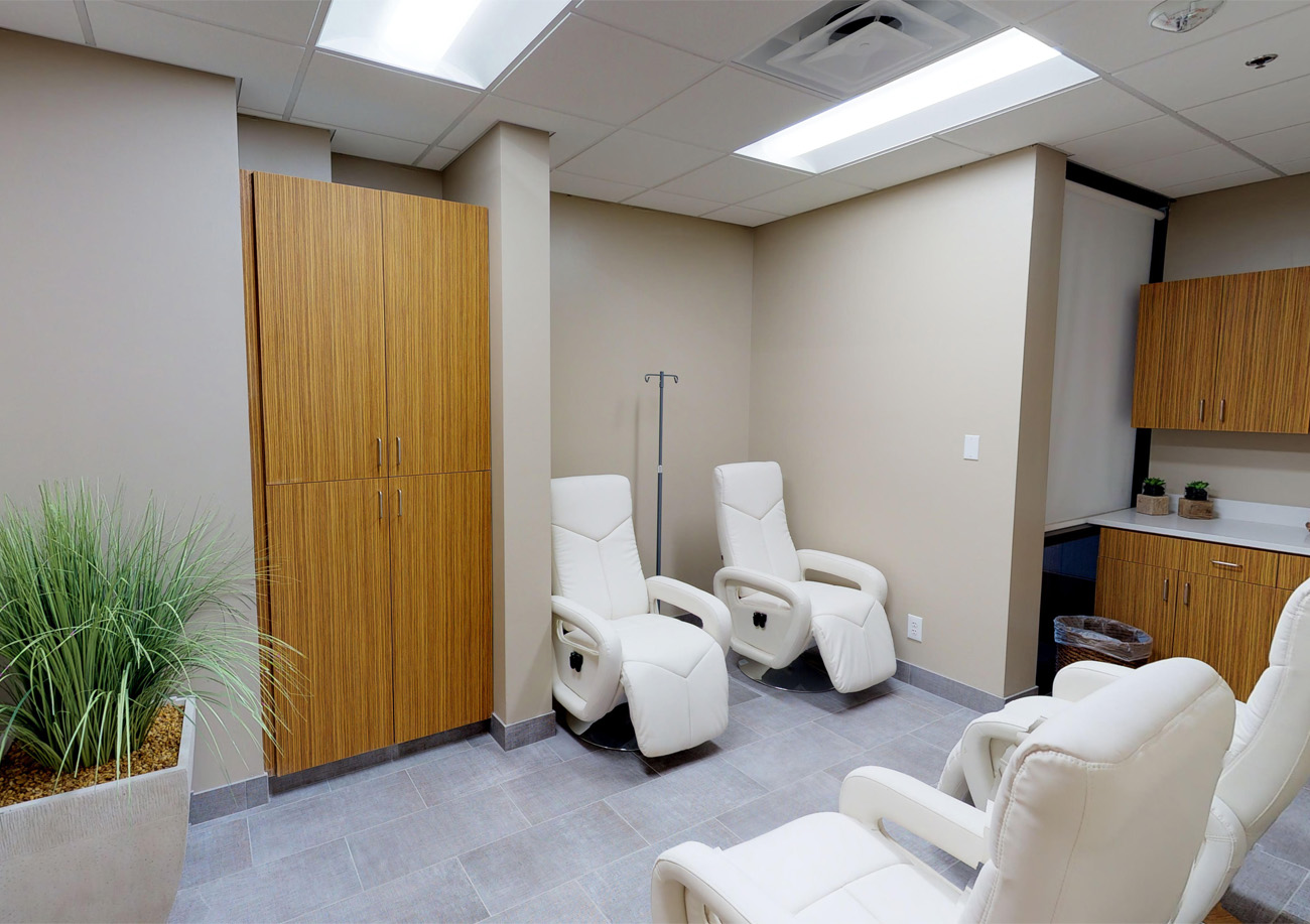 Private exam room medical office sharing in Arizona